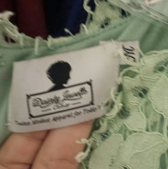 Dainty Jewells dress - Picture 2 of 2